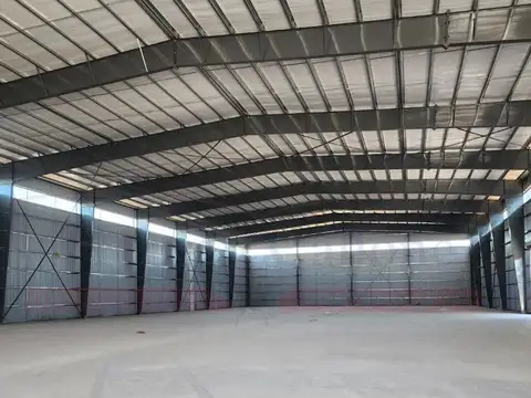Galpon en Venta 104  mts Fondo