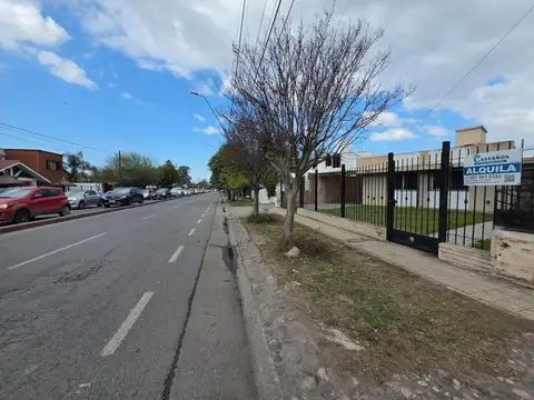 Casa en Alquiler en Villa Belgrano, $ 2.500.000