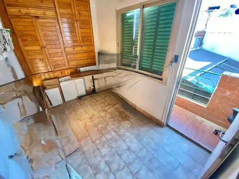 Depto Tipo Casa en Venta 50 años