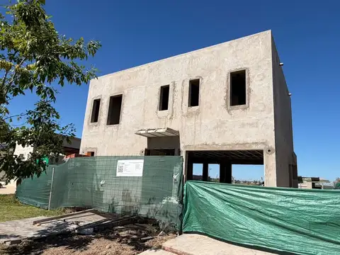 Casa  en Venta en Vila Marina II, Villanueva, Tigre