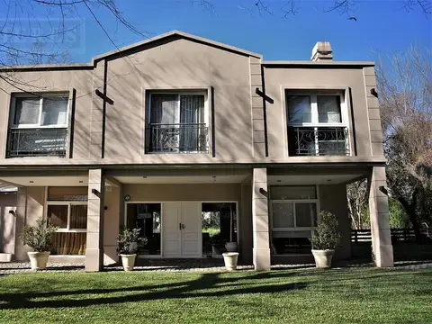 Excelente casa en venta en Highland Park