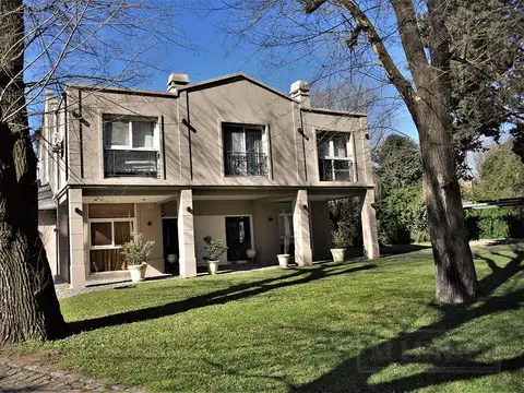 Excelente casa en venta en Highland Park