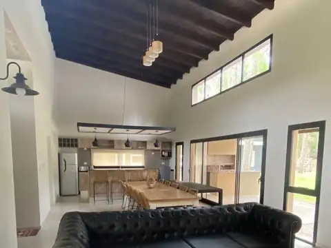 Casa en Venta en Barrio Cerrado Costa Esmeralda, USD 245.000