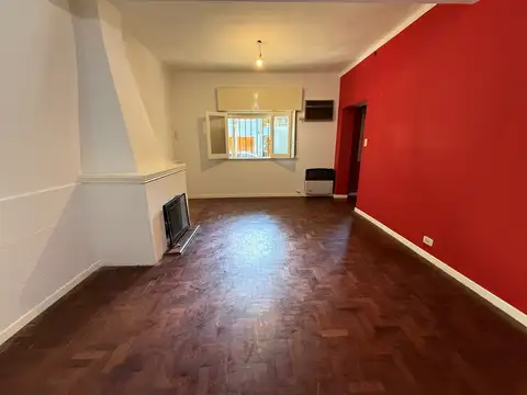 Depto Tipo Casa en Venta 45 años