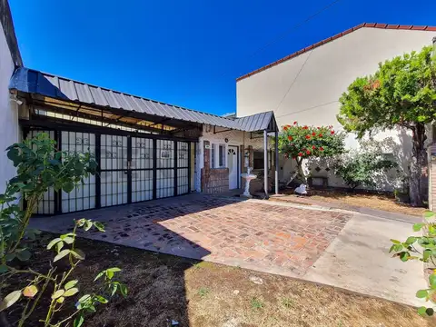 Casa en Venta en Villa Elvira, USD 130.000