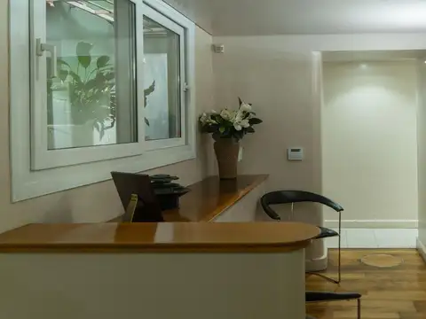 Oficina en Venta al Este