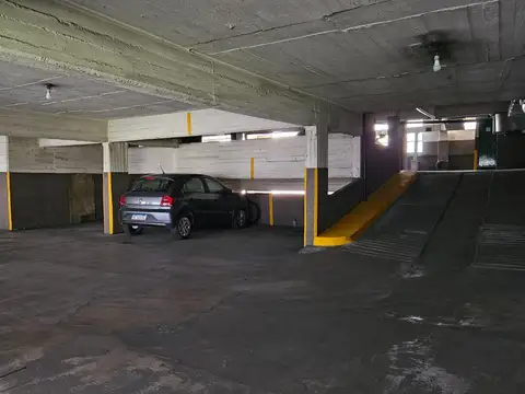 Cochera cubierta para auto Palermo