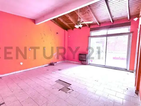 VENTA CASA 6 AMBIENTES MORON