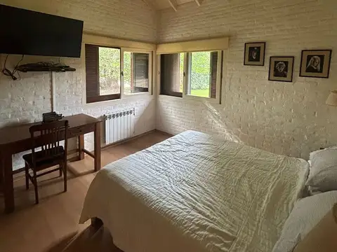 Hipólito Yrigoyen 1700