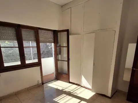 Depto Tipo Casa en Venta en Almagro, USD 177.000