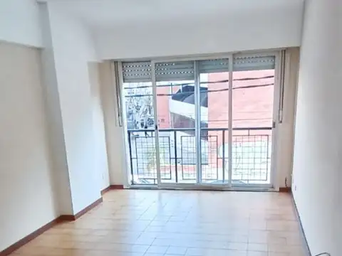 Departamento en Alquiler en Lanus Este, $ 800.000