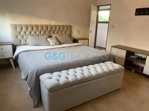 Casa 4 ambientes con 3 baños