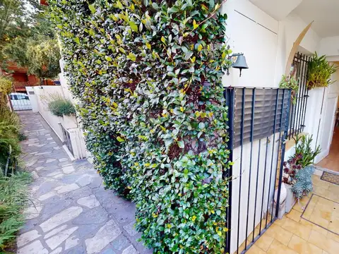 Depto Tipo Casa en Venta de 4 ambientes