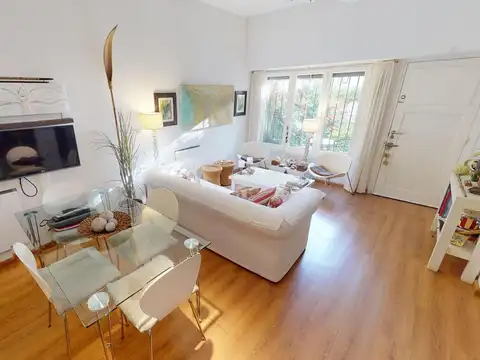 Depto Tipo Casa 4 ambientes con 2 baños