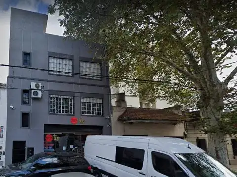 Galpon en Venta en Flores, USD 1.500.000