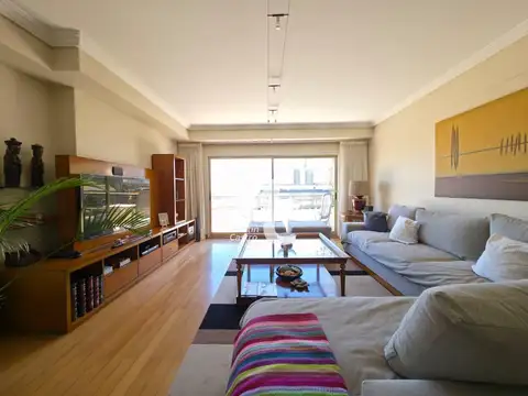 Departamento 7 ambientes con 3 baños
