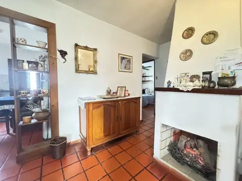 Venta casa dos plantas , Ingresos independientes