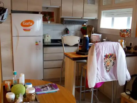 ALQUILER MONOAMBIENTE CON VISTA AL MAR.- MAR DEL PLATA, LA PERLA