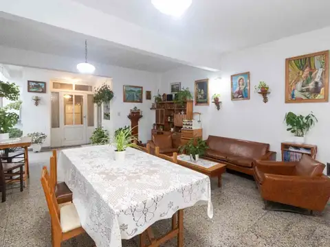 Depto Tipo Casa en Venta con 2 cocheras