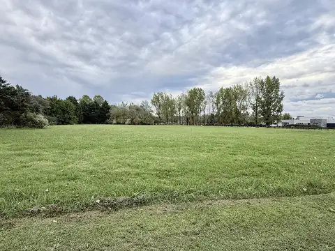 Terreno en Venta 122  mts Fondo