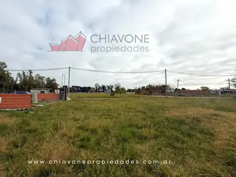 Terreno en Venta 20  mts Fondo