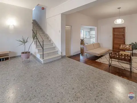 Casa en venta de 5amb con Pileta Vicente Lopez