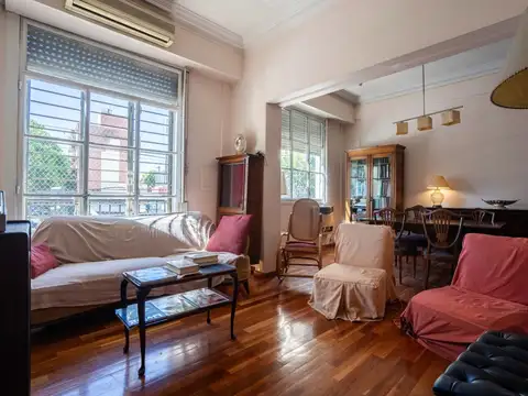 Av. Rivadavia 6000, Piso 1