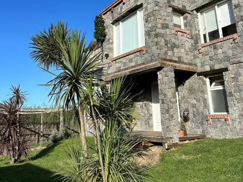 Casa en Venta en Carilo, USD 430.000