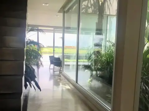 Casa en Venta en Otros barrios de Nordelta, USD 1.900.000