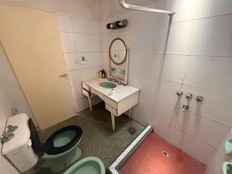 Depto Tipo Casa Monoambiente con 2 baños