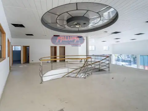 Local - Alquiler - Argentina, La Matanza - Av. Brig. Gral. Juan Manuel de Rosas 53