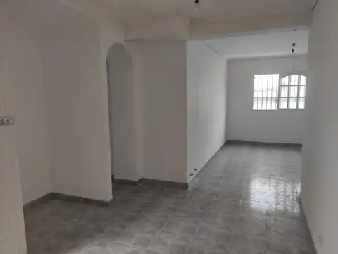 PH 4 AMB AL FTE + TERRAZA + PATIO