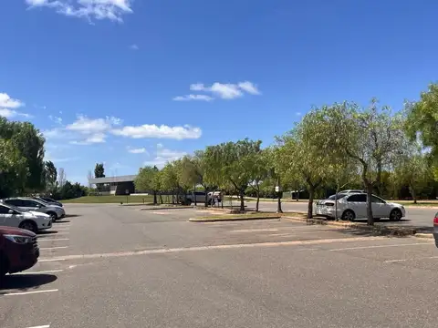 Casa 6 ambientes con 3 baños