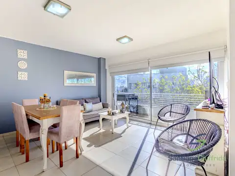 SEMIPISO 2 DORM. - COCHERA - PISCINA CON SOLARIUM