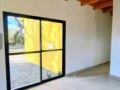 CASA VENTA A ESTRENAR CAFAYATE POSIBILIDAD PERMUTA