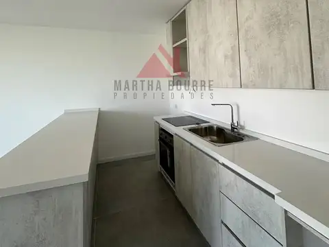 Departamento 5 ambientes con 4 baños