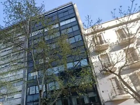 Av. De Mayo