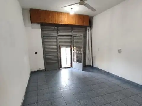 Local en Alquiler en Barrio Rivadavia, $ 390.000