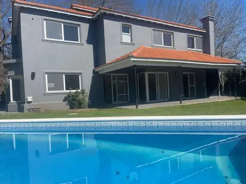 Casa en Alquiler 5 Ambientes en Ayres de Pilar