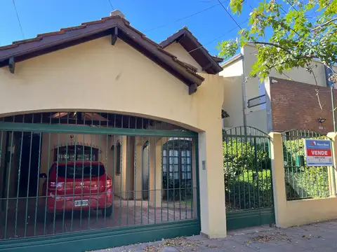 ADROGUE oportunidad 4 dorm jardin piscina NUEVO VALOR