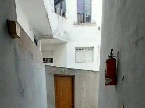 Depto Tipo Casa en Venta de 2 ambientes
