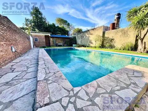 Casa 3 ambientes con 1 baño