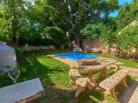 CASA EN VENTA FLORENCIO VARELA PARQUE PILETA