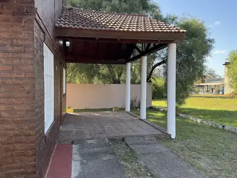Casa 3 ambientes con 1 baño