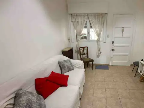 Casa en Venta en Adrogue, USD 180.000