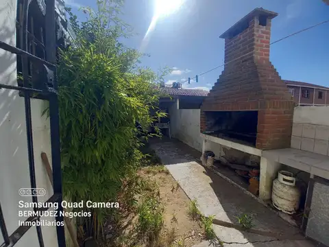 Casa 4 ambientes con 1 baño