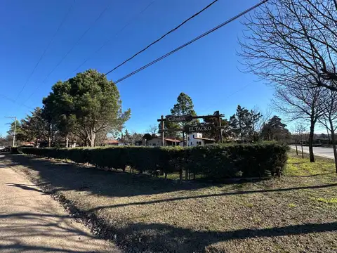 VENTA COMPLEJO 8 CABAÑAS NONO PILETA Y GRAN PARQUE