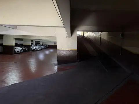 Cochera en  RECOLETA