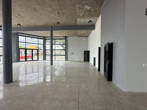 Avellaneda esquina Viejo Bueno, Bernal Oeste , Piso 0