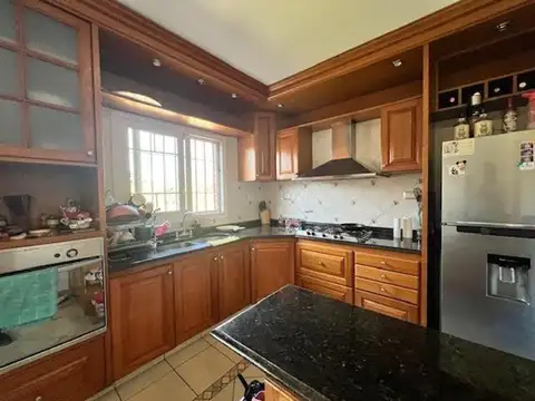 Depto Tipo Casa en Venta de 5 ambientes